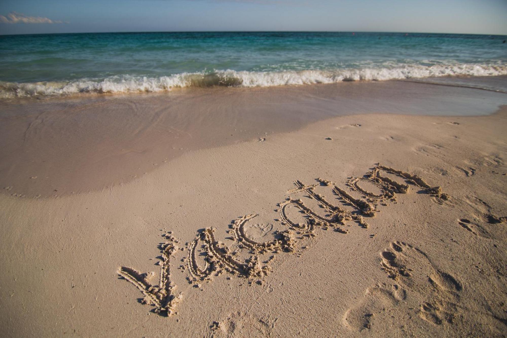 Ocean Sands Beach Inn (Adults Only) เซนต์ออกัสติน ภายนอก รูปภาพ